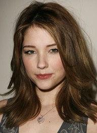 海莉 贝内特八卦,那些不为人知的八卦与幕后故事